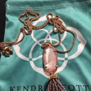 Kendra Scott tassel necklace 💗